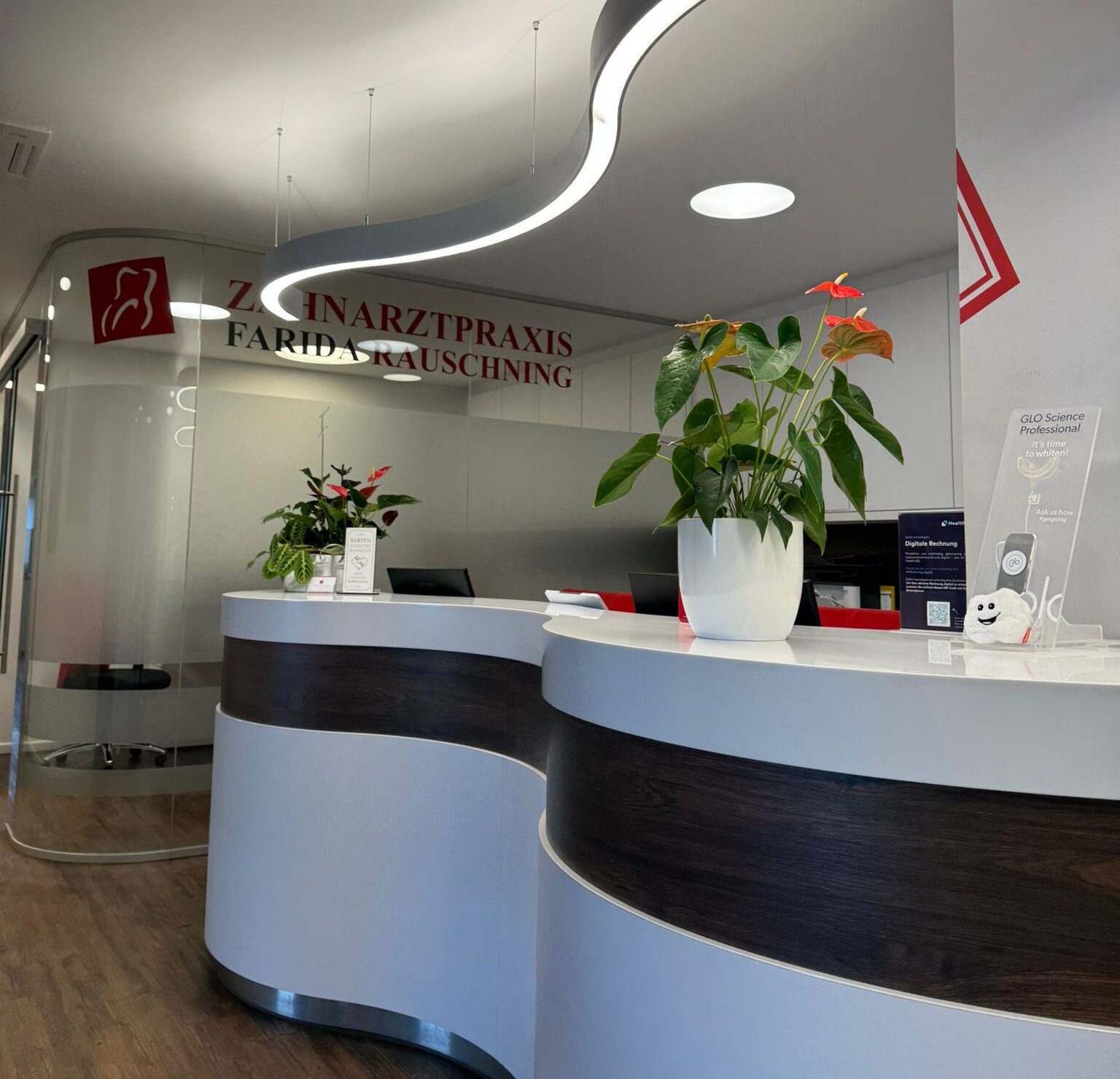 Implantatreparatur & Unterfütterung – Individuelle Lösungen für Ihre Zahngesundheit in Seelze